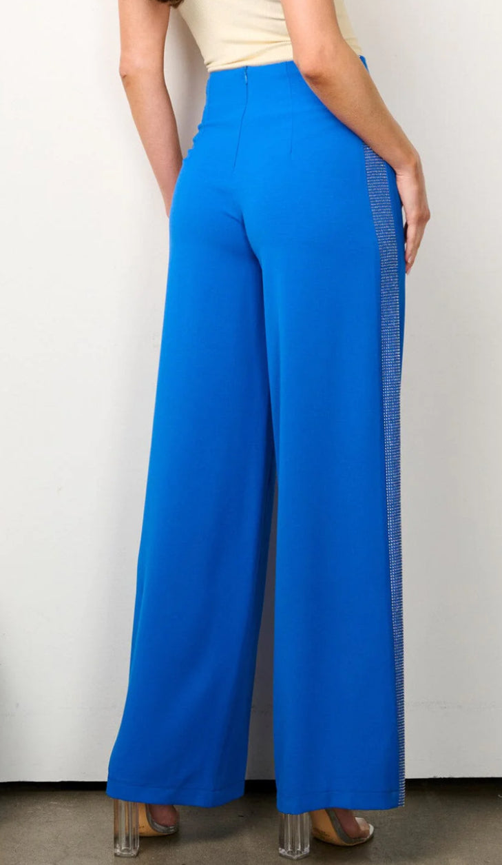 Pantalón Pierna Ancha con Detalles de Tachuelas Laterales