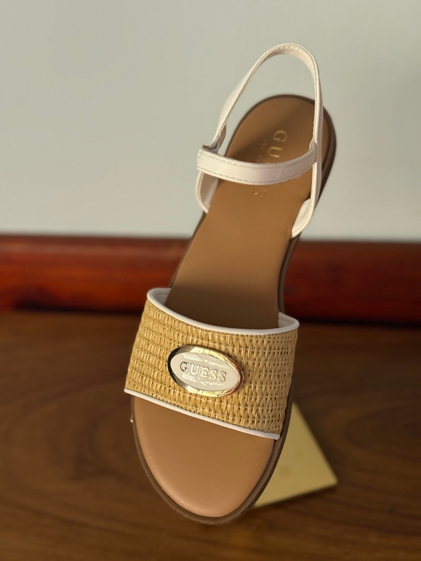 Sandalias Guess