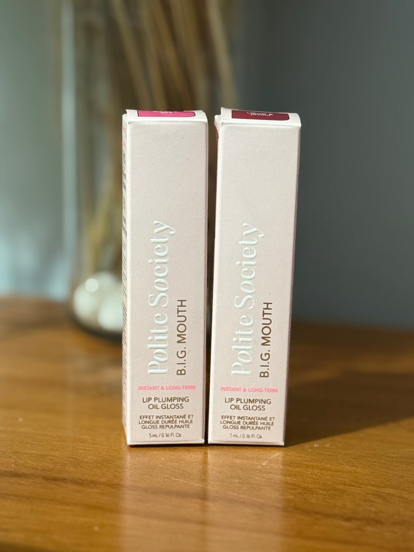 Brillo Labial Voluminizador (Polite Society)
